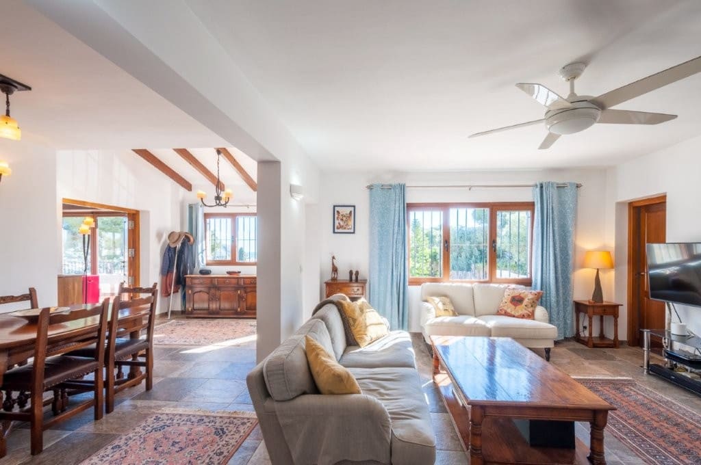 4 quarto Moradia para venda em Moraira com piscina garagem - 1 190 000 € (Ref: 9672251)