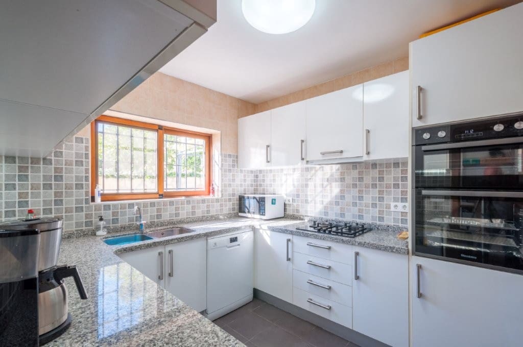 4 quarto Moradia para venda em Moraira com piscina garagem - 1 190 000 € (Ref: 9672251)