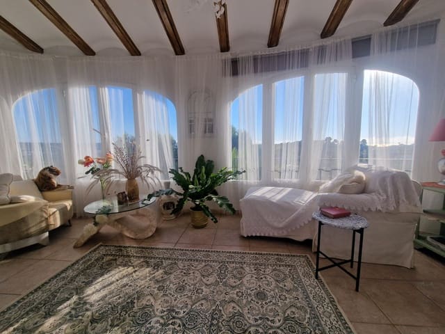 3 soveværelse Villa til salg i Javea / Xàbia med swimmingpool - € 695.000 (Ref: 9720684)