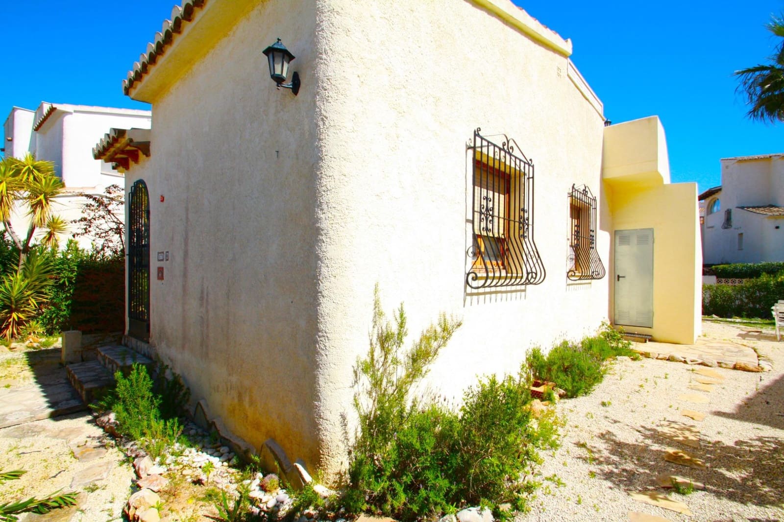 2 soveværelse Villa til salg i Benitachell / Benitatxell med swimmingpool - € 335.000 (Ref: 9783195)