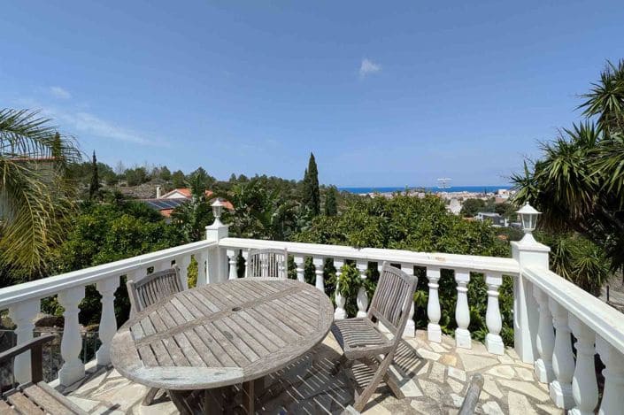 4 bedroom Villa for sale in Denia with pool garage - € 565,000 (Ref: 9844540)