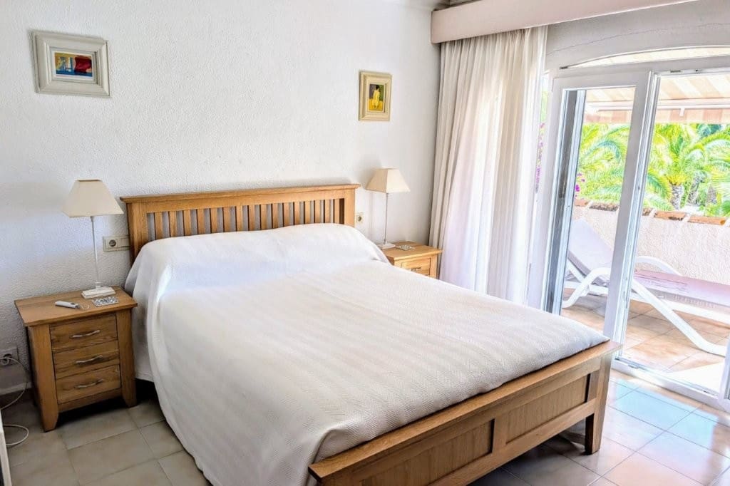 3 soveværelse Villa til salg i Moraira med swimmingpool garage - € 525.000 (Ref: 9867920)