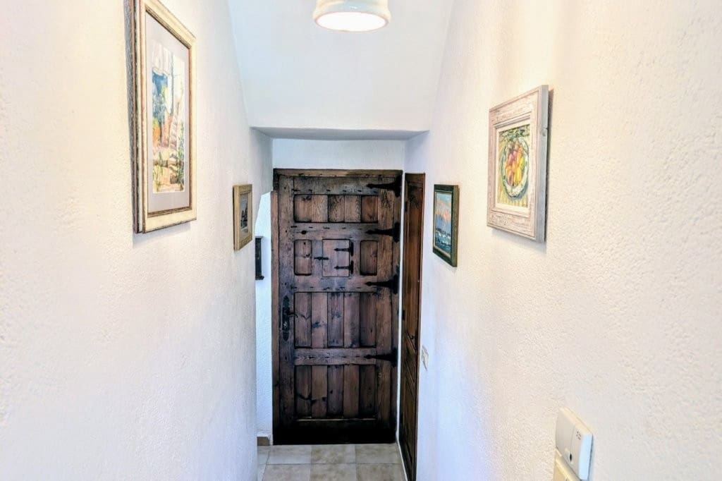 3 soveværelse Villa til salg i Moraira med swimmingpool garage - € 525.000 (Ref: 9867920)