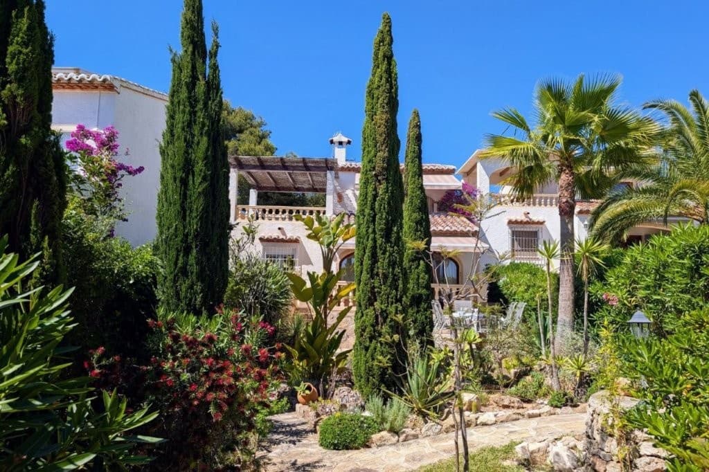 3 soveværelse Villa til salg i Moraira med swimmingpool garage - € 525.000 (Ref: 9867920)
