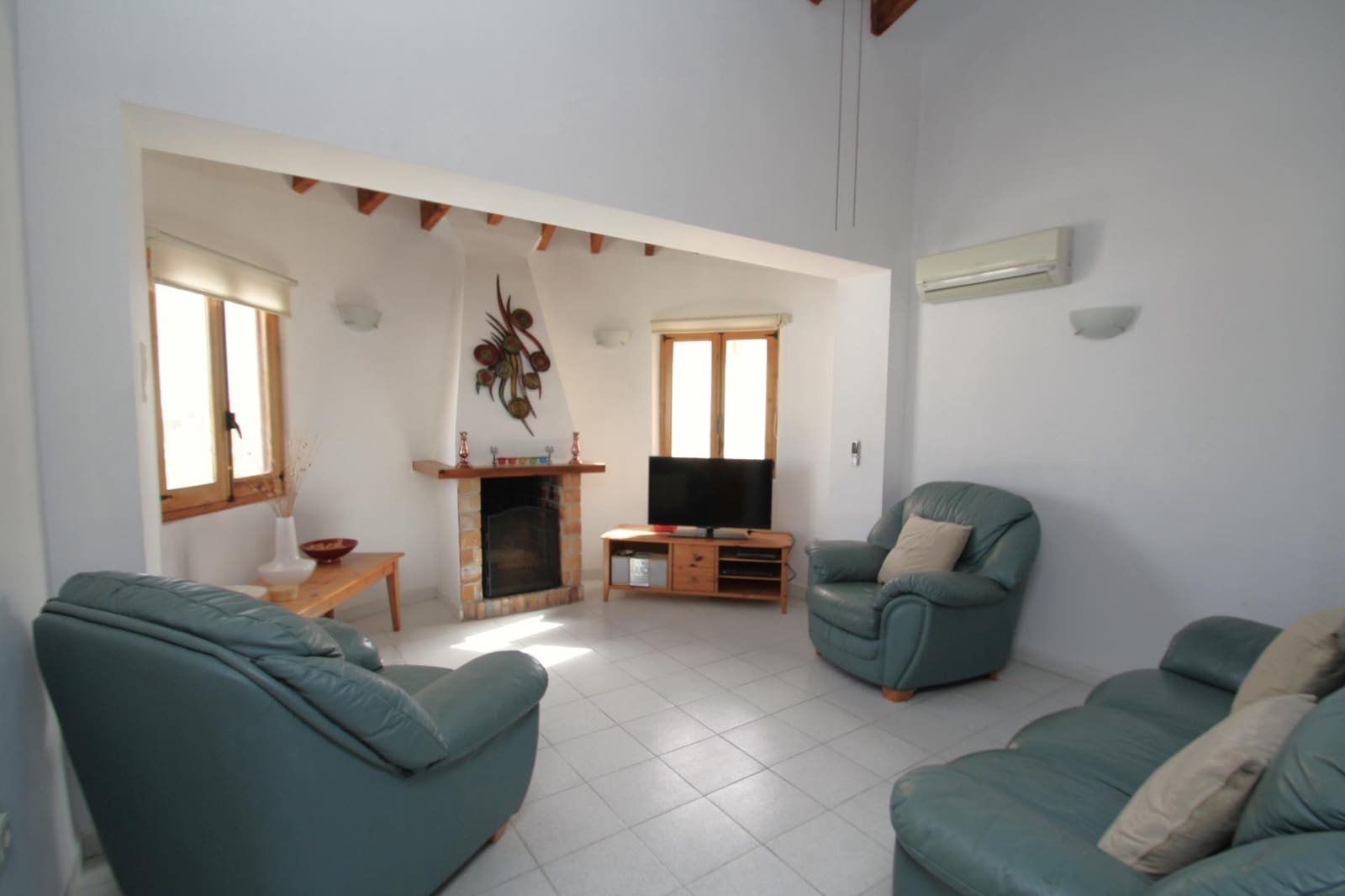3 makuuhuone Huvila myytävänä paikassa Calpe / Calp mukana uima-altaan 
autotalli - 475 000 € (Ref: 9876346)