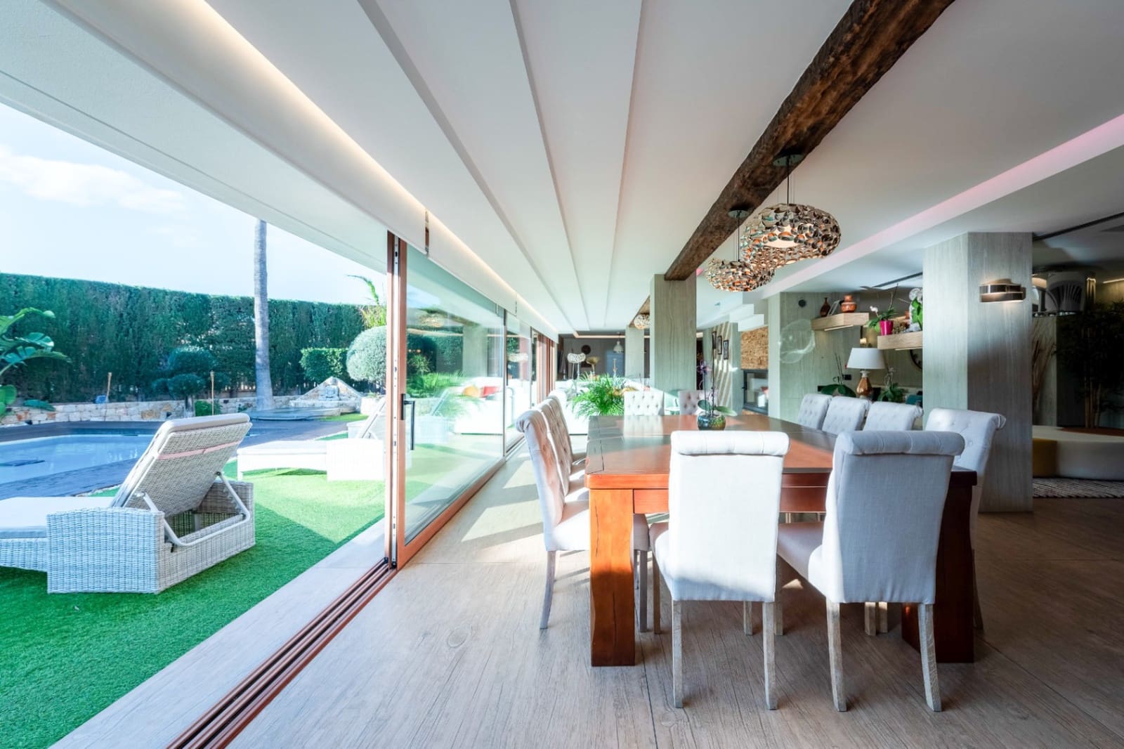 4 bedroom Villa for sale in Calpe / Calp with pool garage - € 2,520,000 (Ref: 9954604)