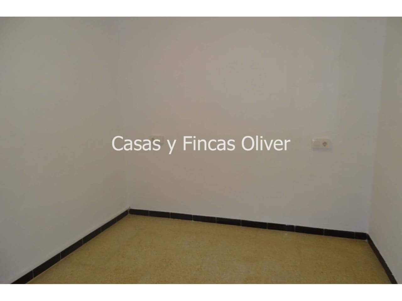 3 soveværelse Byhus til salg i Ariany med garage - € 399.000 (Ref: 3511206)