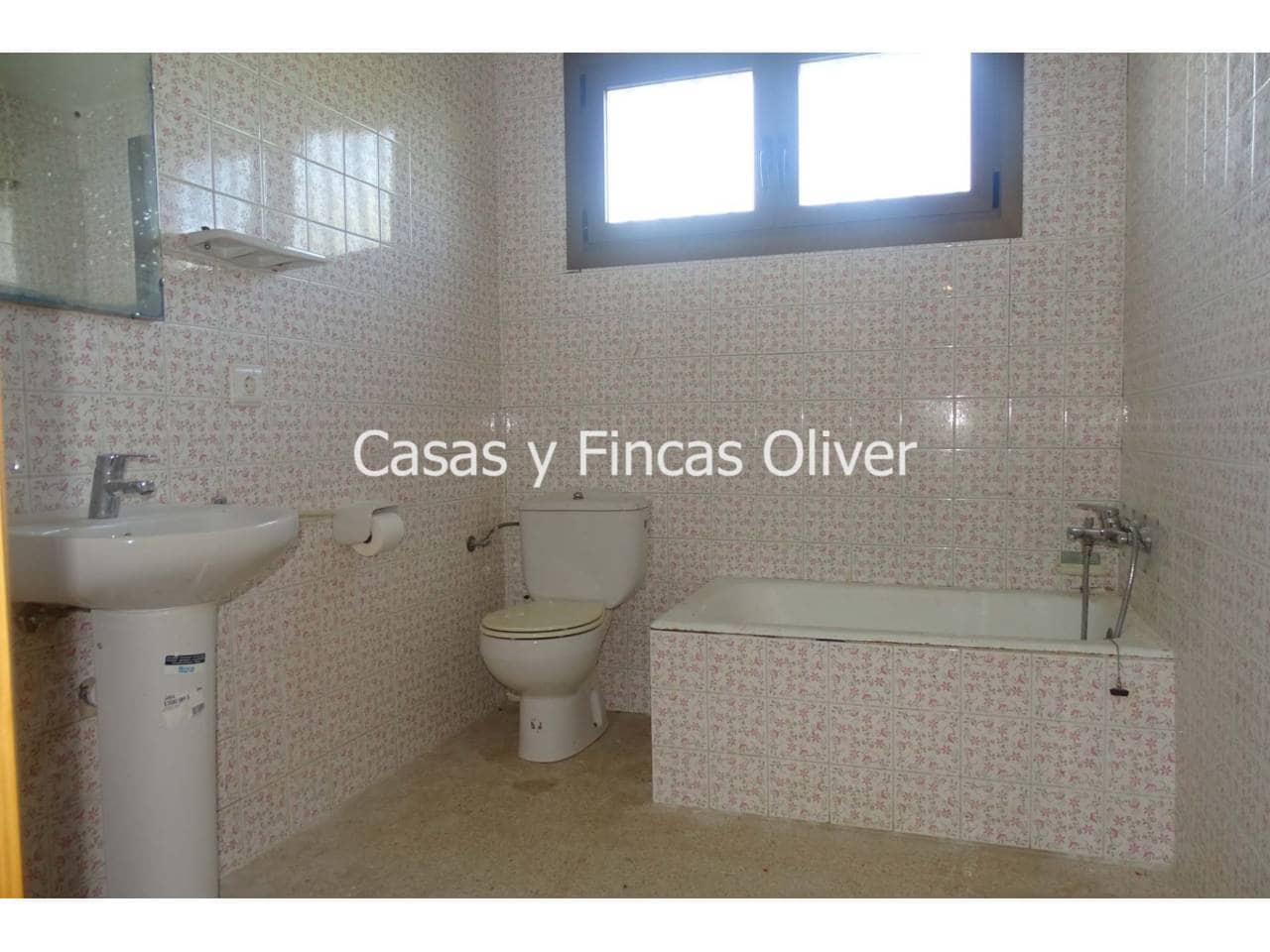 3 soveværelse Byhus til salg i Ariany med garage - € 399.000 (Ref: 3511206)