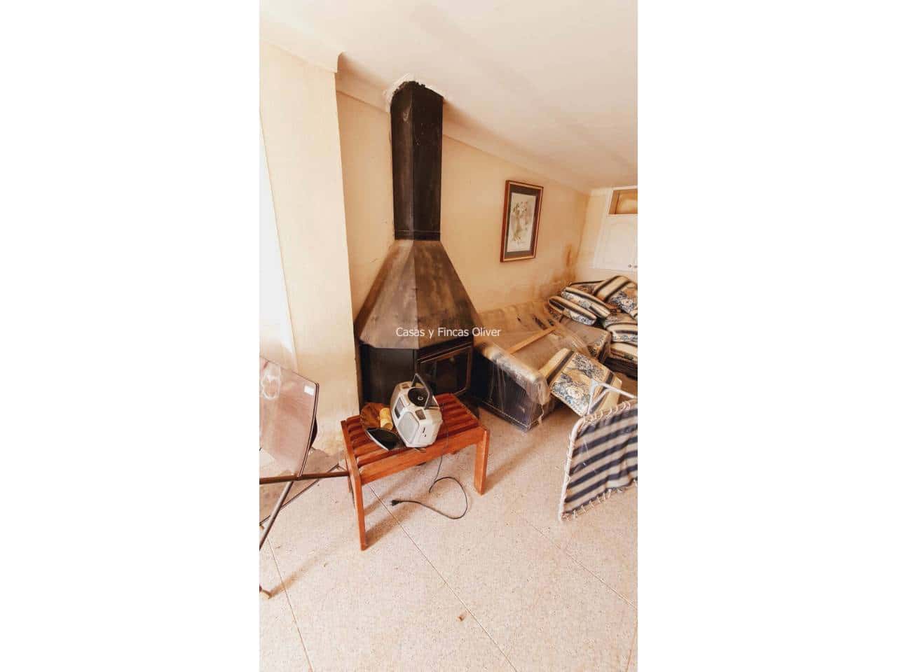 Grunde uden byggetilladelser til salg i Llubi - € 344.000 (Ref: 7409752)