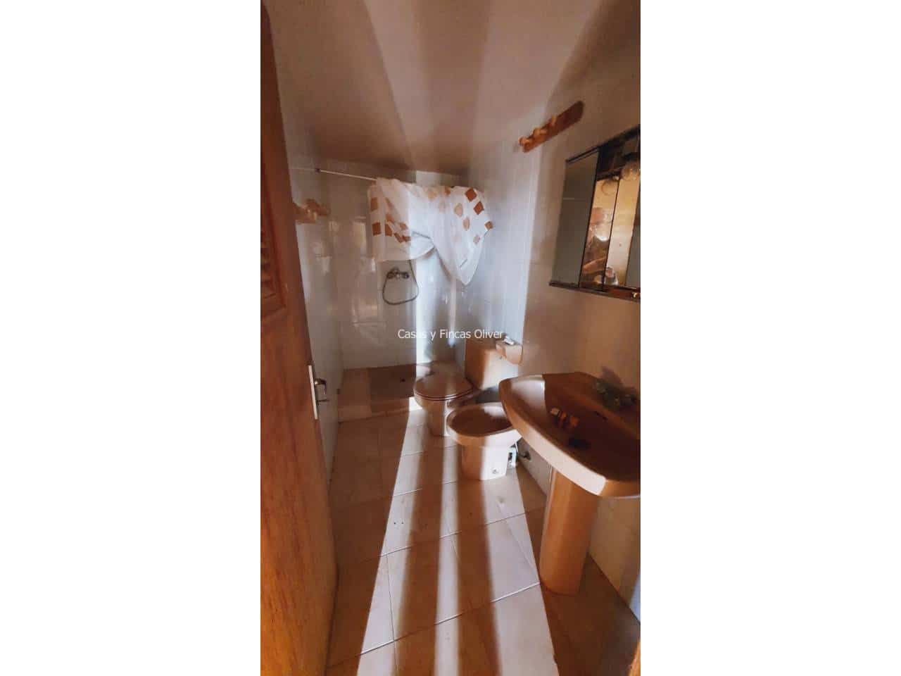 Grunde uden byggetilladelser til salg i Llubi - € 344.000 (Ref: 7409752)