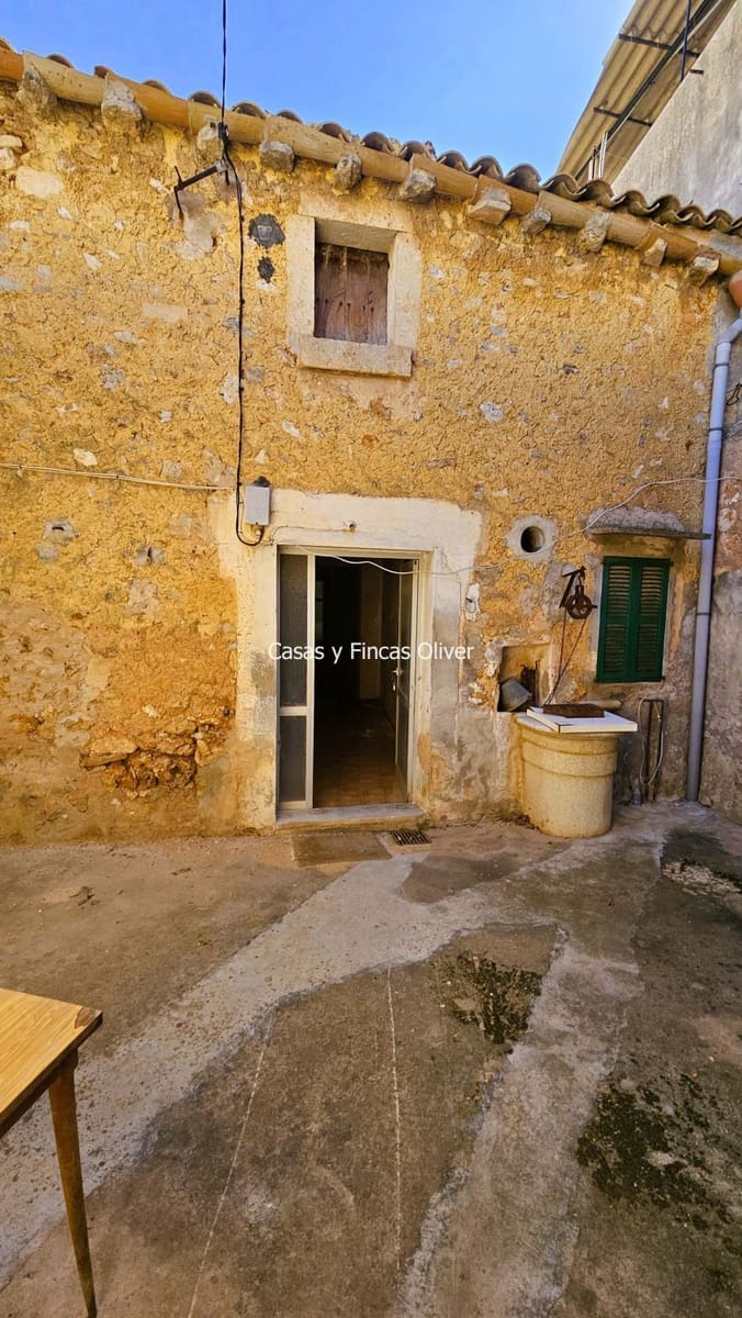 4 soveværelse Byhus til salg i Llubi - € 295.000 (Ref: 7784341)