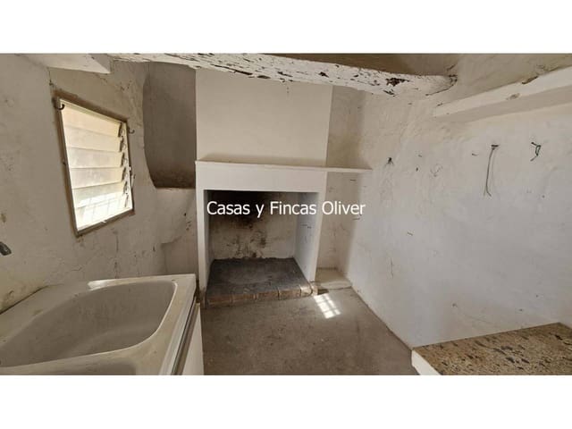 1 soveværelse Byhus til salg i Llubí med garage - € 240.000 (Ref: 7921627)