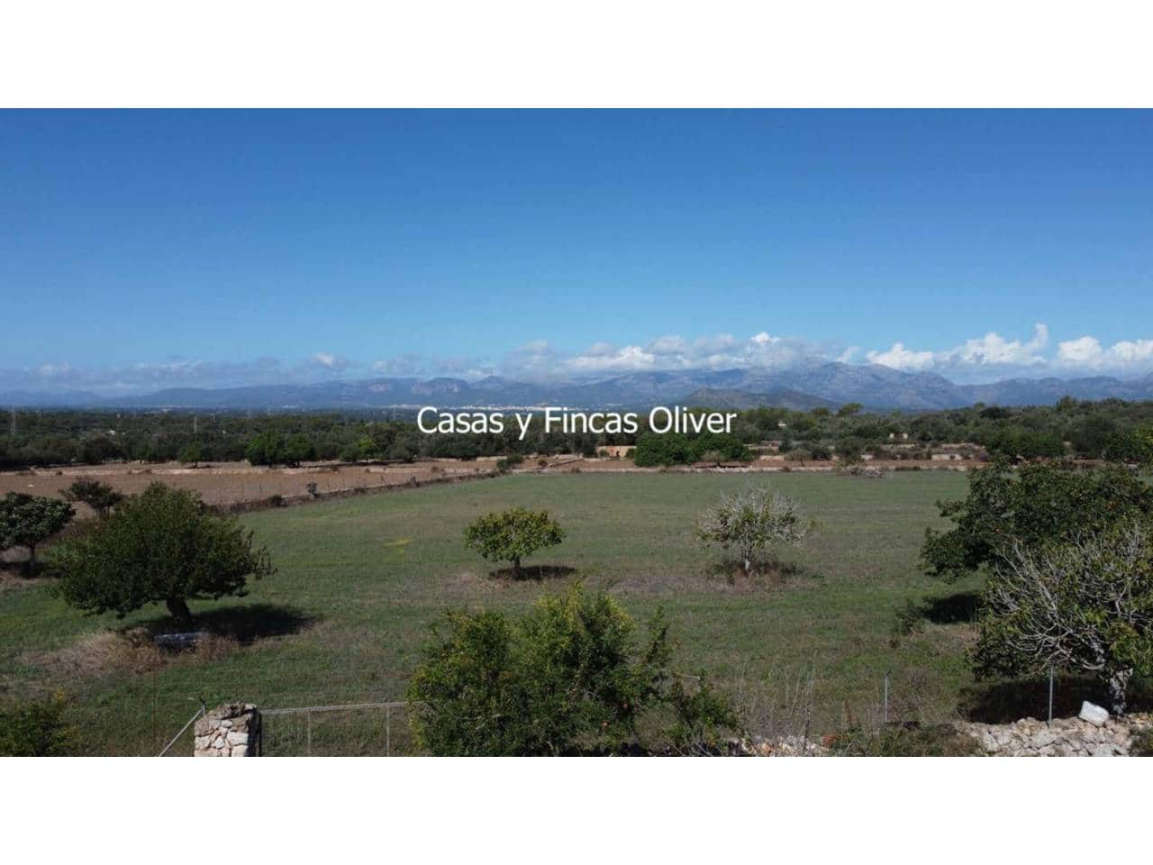 1 soveværelse Byhus til salg i Llubi med garage - € 240.000 (Ref: 7921627)