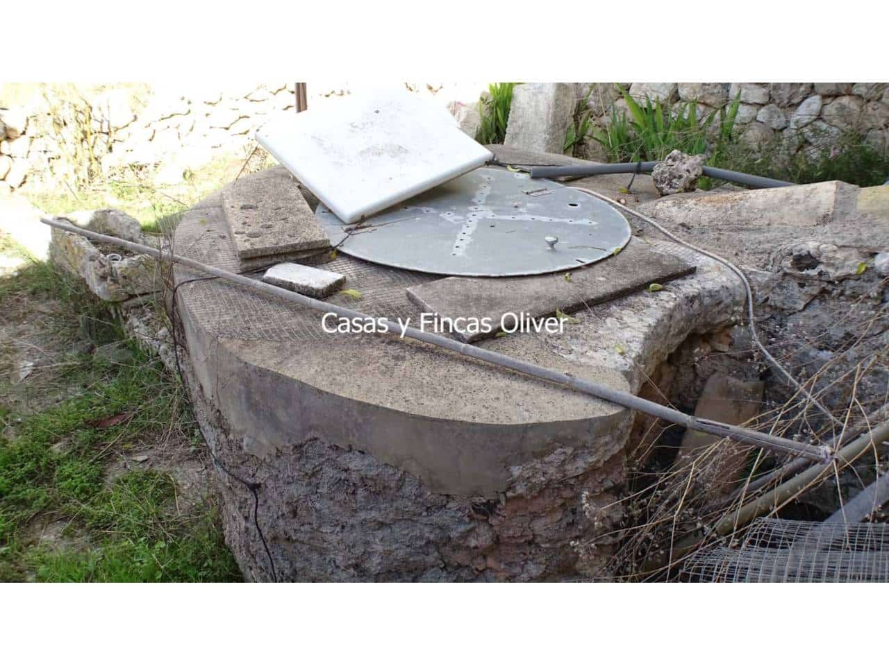 1 soveværelse Byhus til salg i Llubi med garage - € 240.000 (Ref: 7921627)