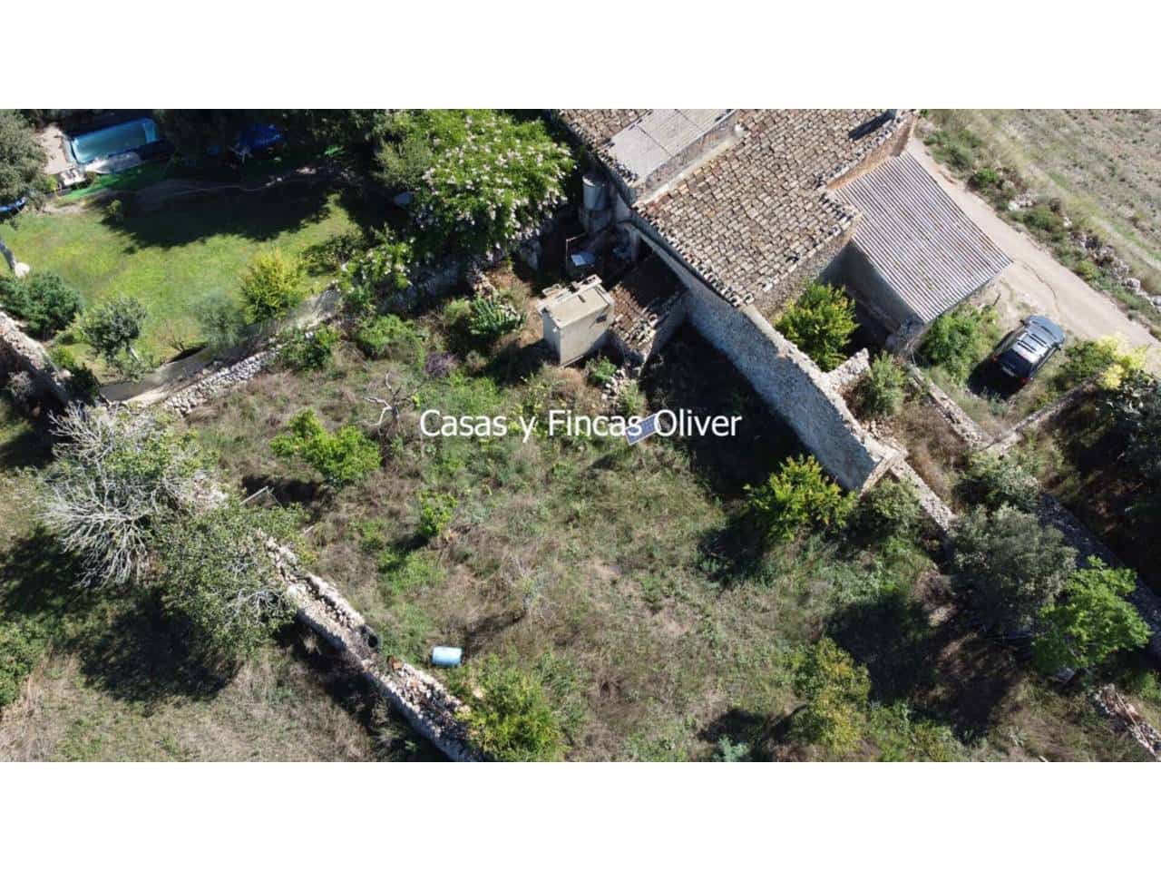 1 soveværelse Byhus til salg i Llubi med garage - € 240.000 (Ref: 7921627)