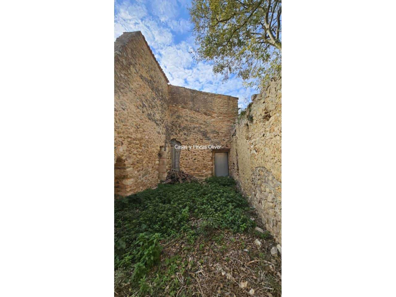 6 soveværelse Byhus til salg i Llubi - € 900.000 (Ref: 7957117)