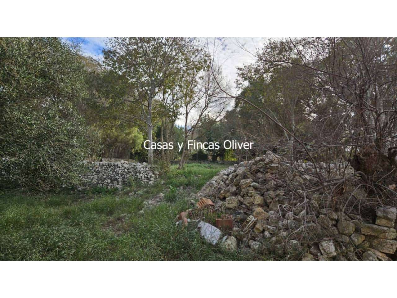 6 soveværelse Byhus til salg i Llubi - € 900.000 (Ref: 7957117)