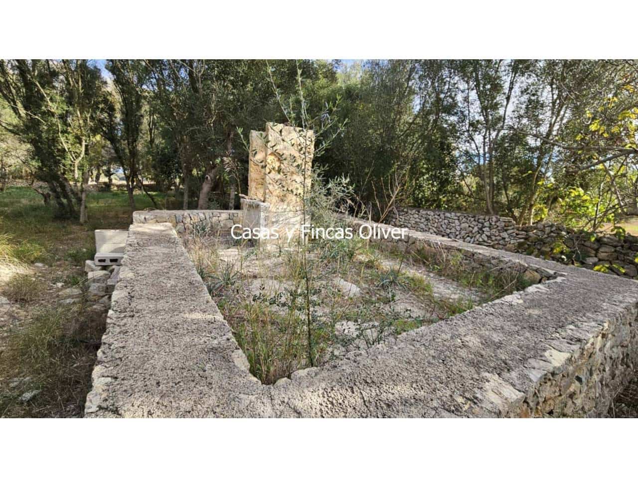 6 soveværelse Byhus til salg i Llubi - € 900.000 (Ref: 7957117)