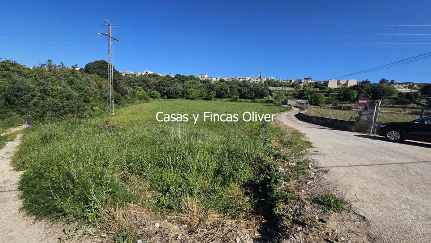 Grunde uden byggetilladelser til salg i Llubi - € 40.000 (Ref: 9014705)