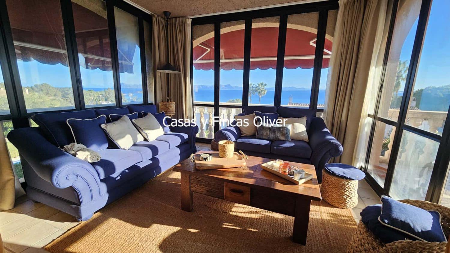 5 Zimmer Villa zu verkaufen in Puerto de Alcudia mit Garage - 1.600.000 € (Ref: 9666125)