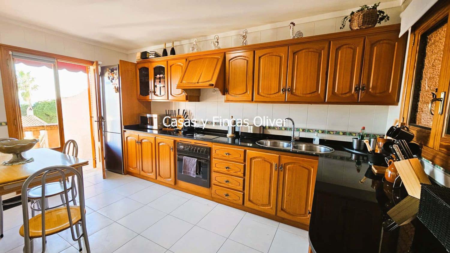 5 Zimmer Villa zu verkaufen in Puerto de Alcudia mit Garage - 1.600.000 € (Ref: 9666125)