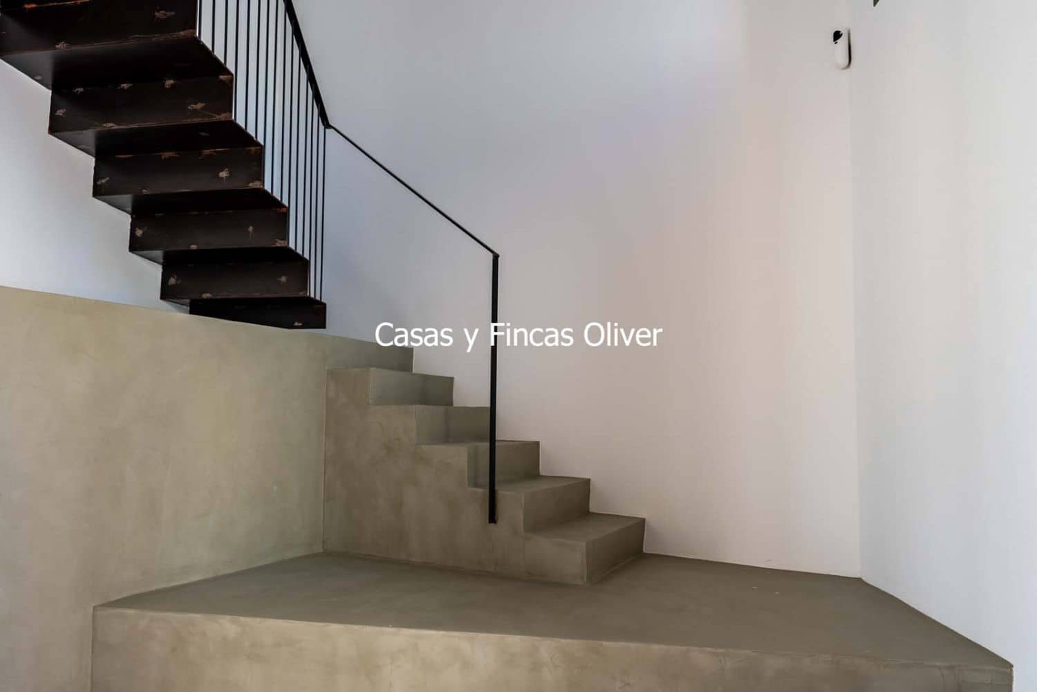 3 bedroom Townhouse for sale in Llubi - € 1,185,000 (Ref: 9735260)