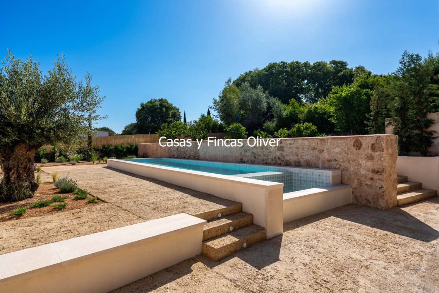 3 bedroom Townhouse for sale in Llubi - € 1,185,000 (Ref: 9735260)