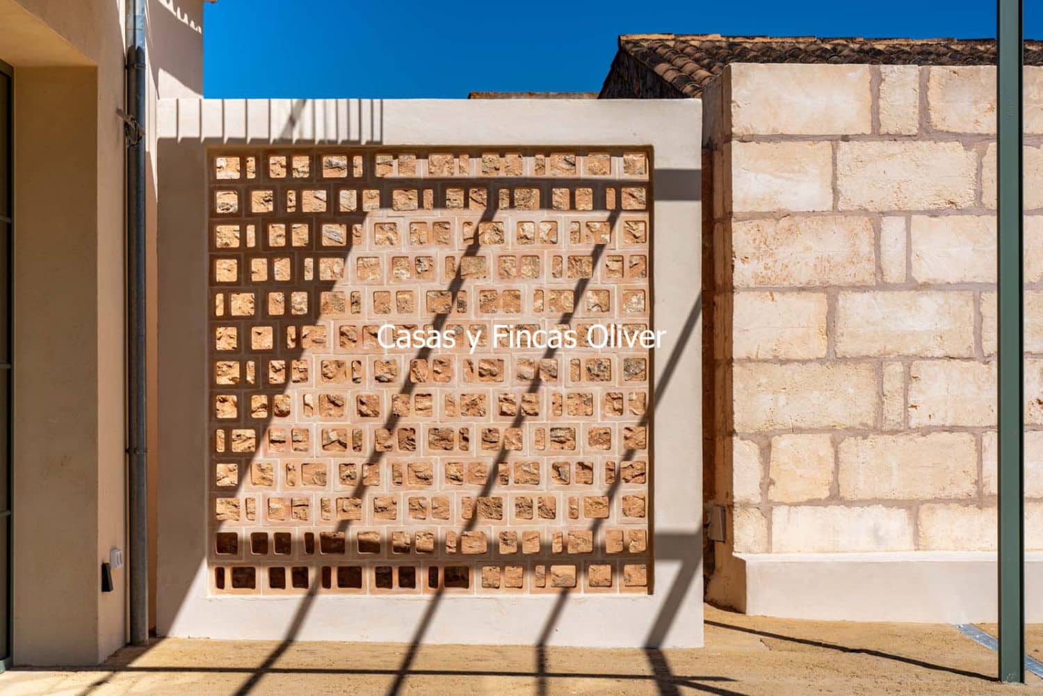 3 bedroom Townhouse for sale in Llubi - € 1,185,000 (Ref: 9735260)