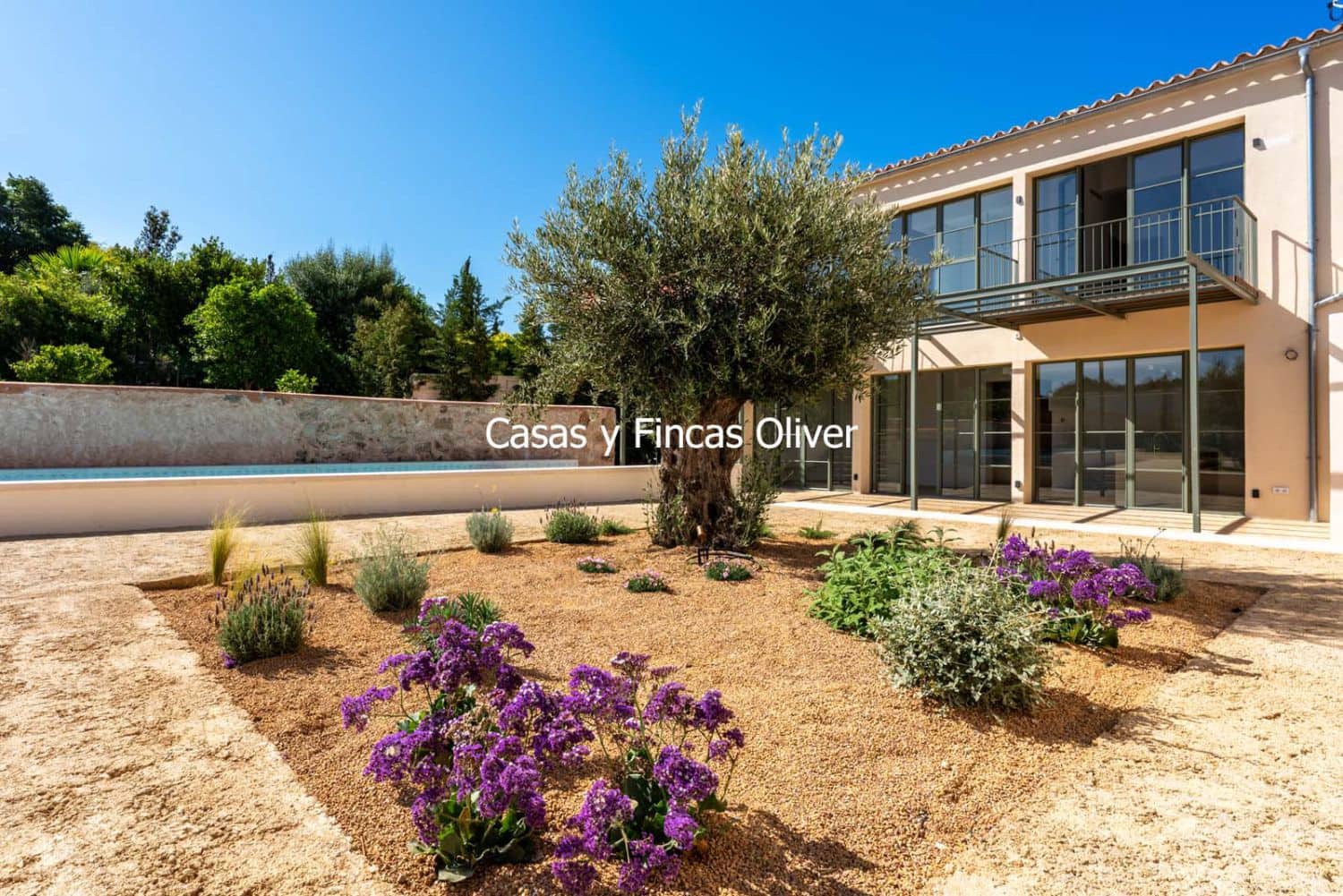 3 bedroom Townhouse for sale in Llubi - € 1,185,000 (Ref: 9735260)