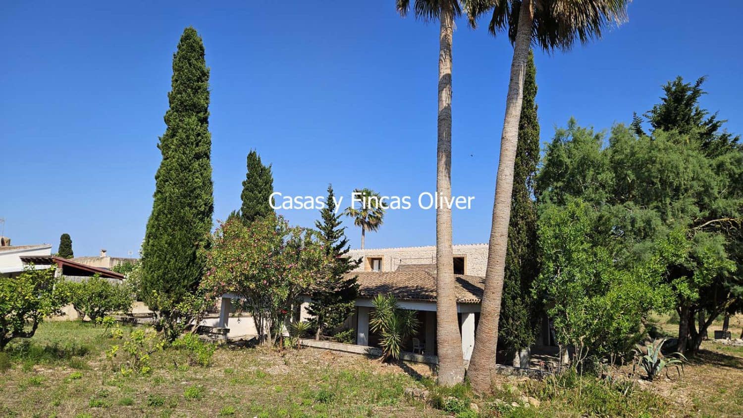 Townhouse for sale in Santa Margalida - € 429,000 (Ref: 9880654)