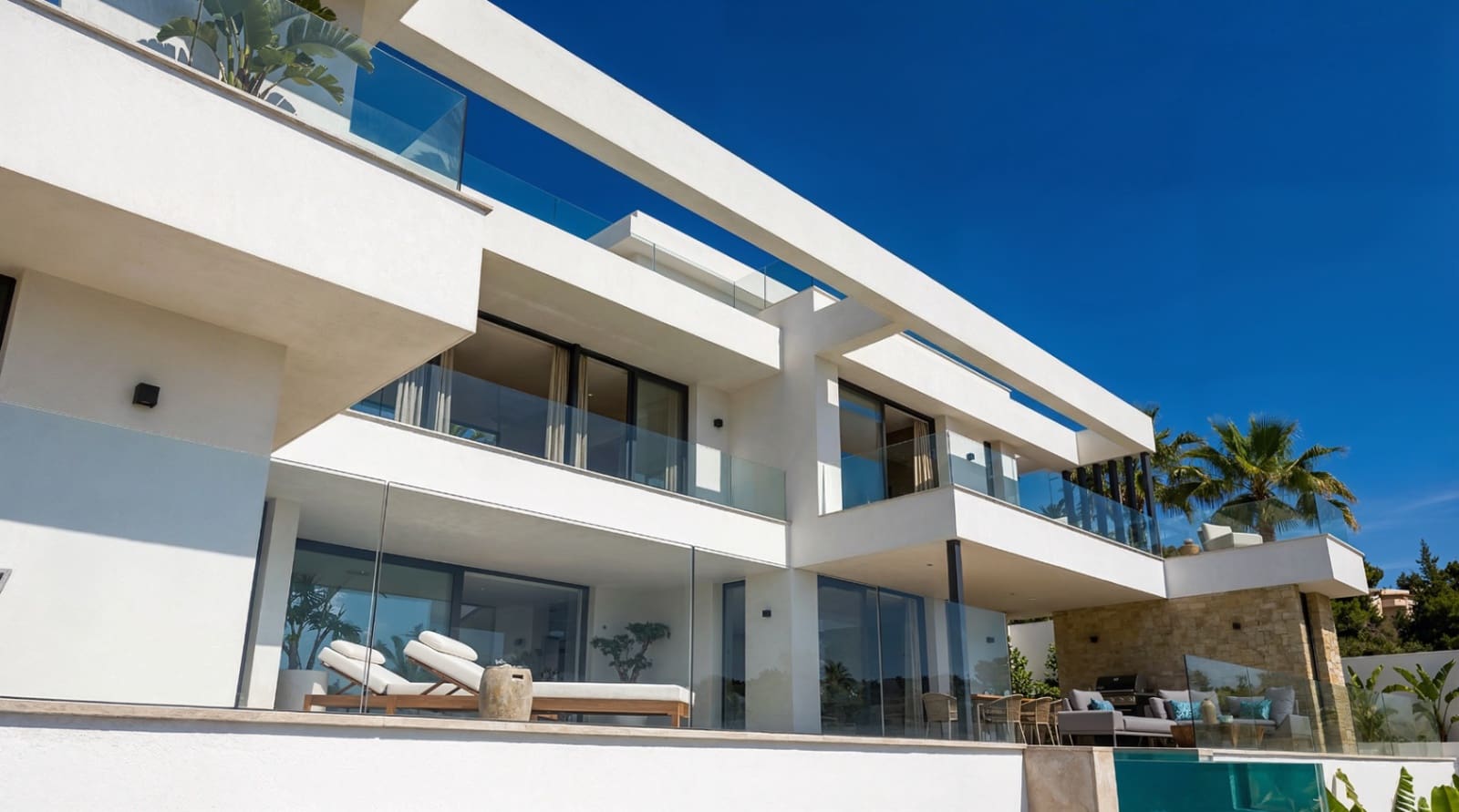 5 slaapkamer Villa te koop in Calpe / Calp met zwembad - € 2.185.000 (Ref: 10043638)