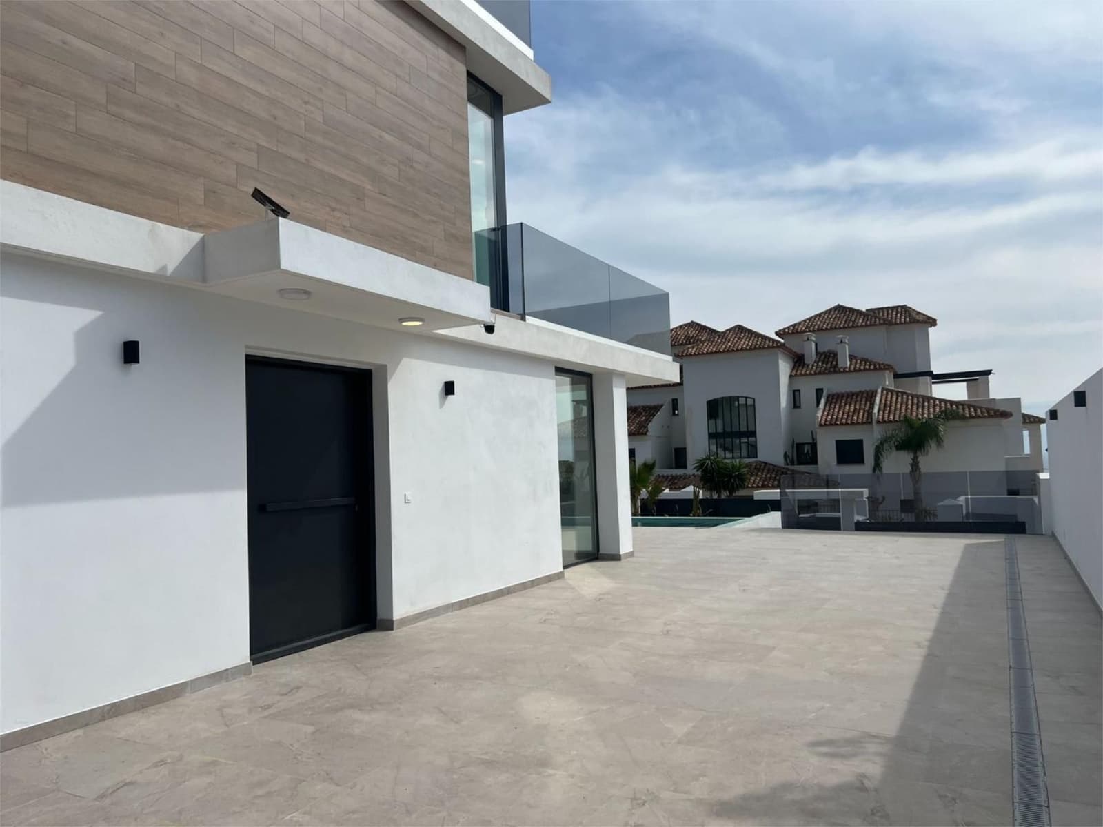 6 quarto Moradia para venda em Finestrat com piscina garagem - 1 800 000 € (Ref: 9678076)