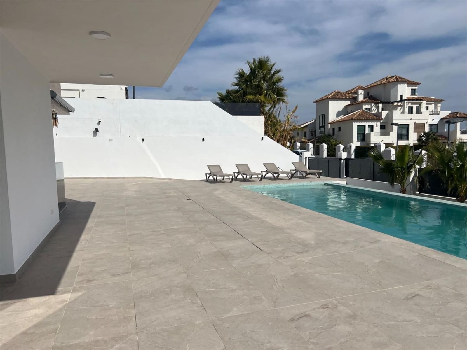 6 quarto Moradia para venda em Finestrat com piscina garagem - 1 800 000 € (Ref: 9678076)
