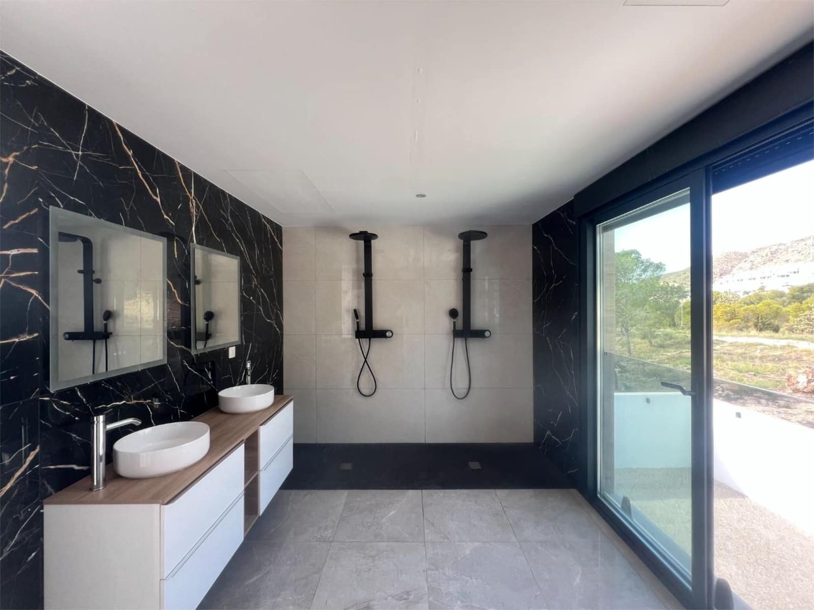 6 quarto Moradia para venda em Finestrat com piscina garagem - 1 800 000 € (Ref: 9678076)