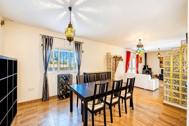 3 Zimmer Villa zu verkaufen in Chiclana de la Frontera - 239.990 € (Ref: 10004137)