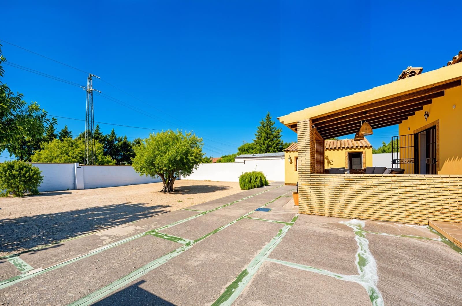 3 bedroom Villa for sale in Chiclana de la Frontera - € 239,990 (Ref: 10004137)