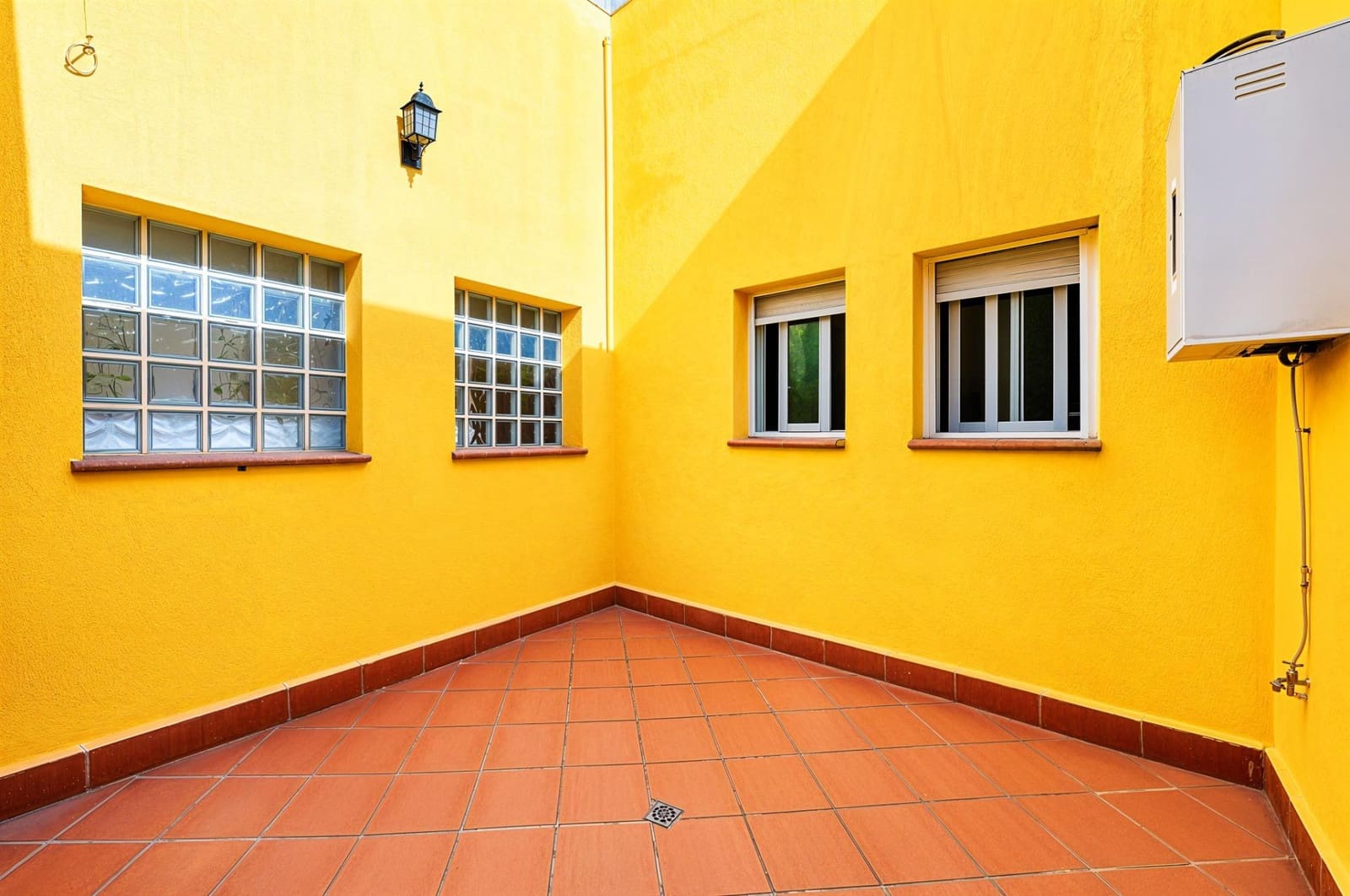 3 bedroom Villa for sale in Chiclana de la Frontera - € 239,990 (Ref: 10004137)