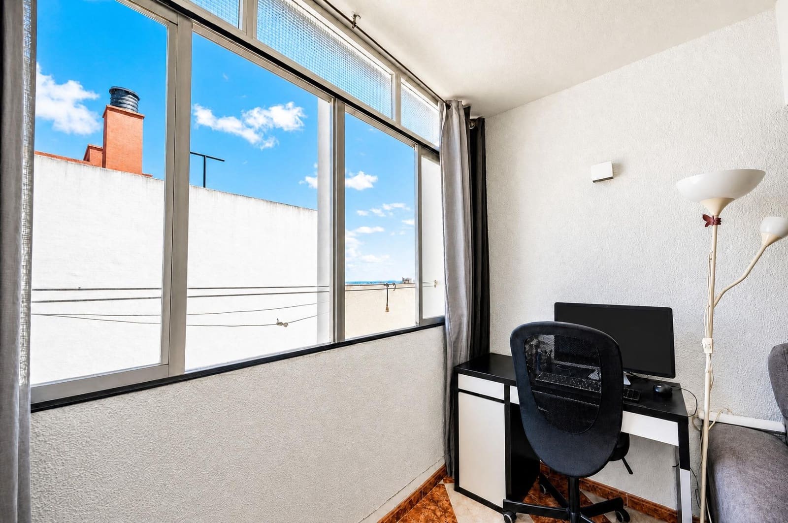 3 bedroom Flat for sale in Chiclana de la Frontera - € 149,990 (Ref: 10005574)