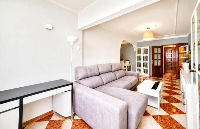 3 slaapkamer Flat te koop in Chiclana de la Frontera - € 149.990 (Ref: 10005574)