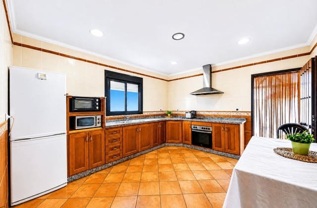 5 camera da letto Villa in vendita in Chiclana de la Frontera - 449.990 € (Rif: 10009280)