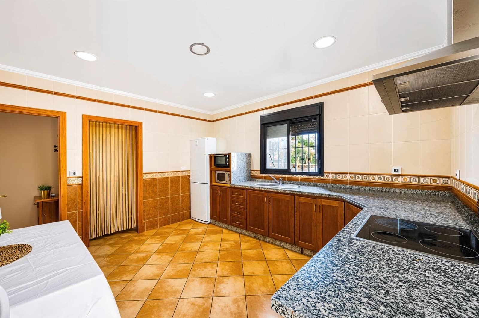 5 camera da letto Villa in vendita in Chiclana de la Frontera - 449.990 € (Rif: 10009280)