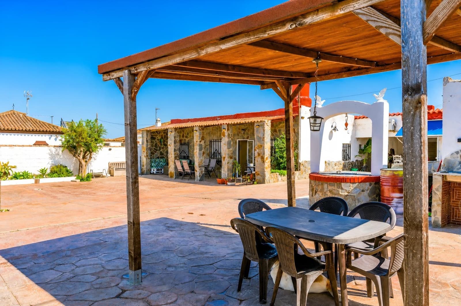 3 slaapkamer Villa te koop in Chiclana de la Frontera met zwembad - € 249.990 (Ref: 10045243)