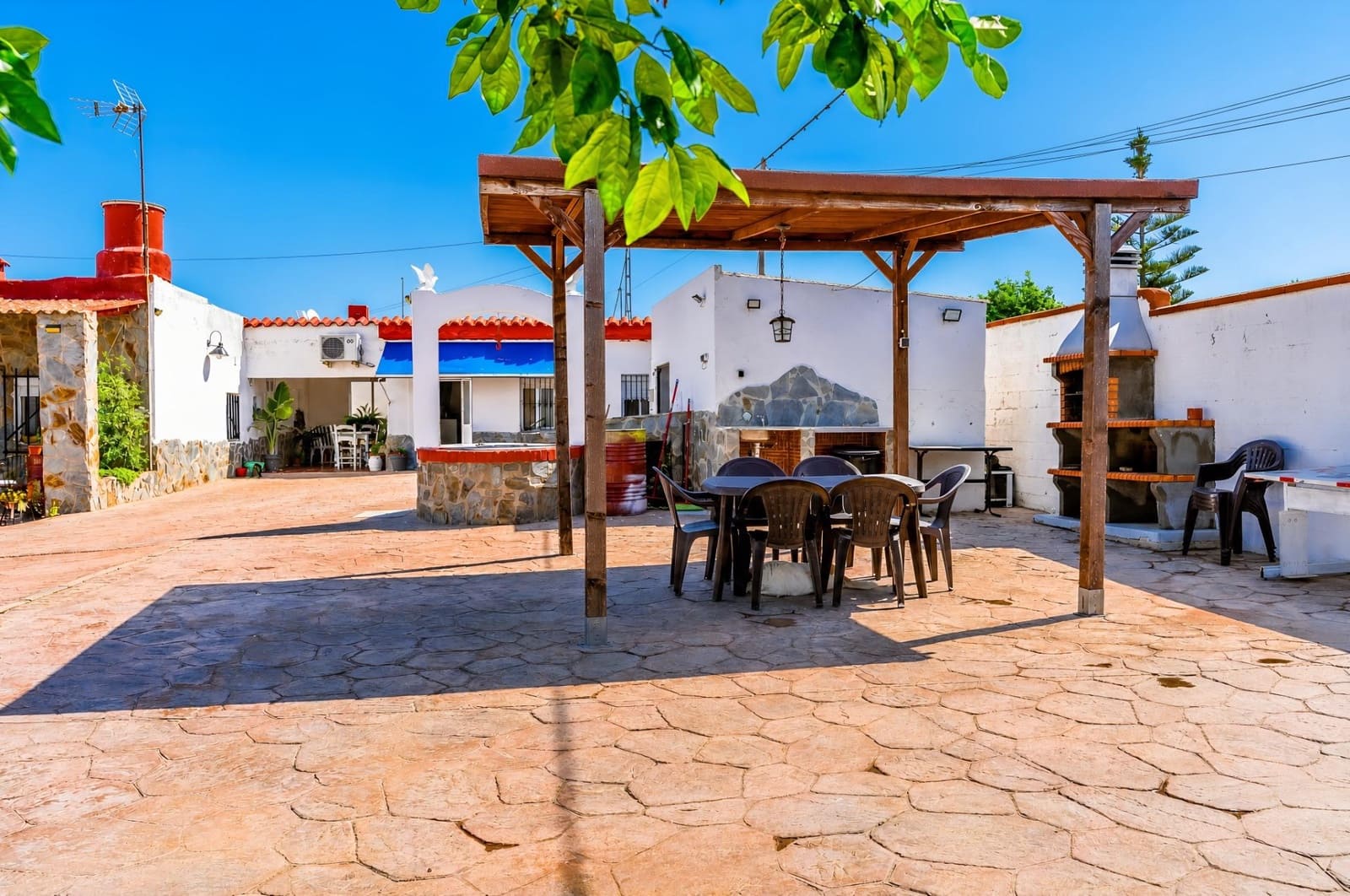 3 slaapkamer Villa te koop in Chiclana de la Frontera met zwembad - € 249.990 (Ref: 10045243)