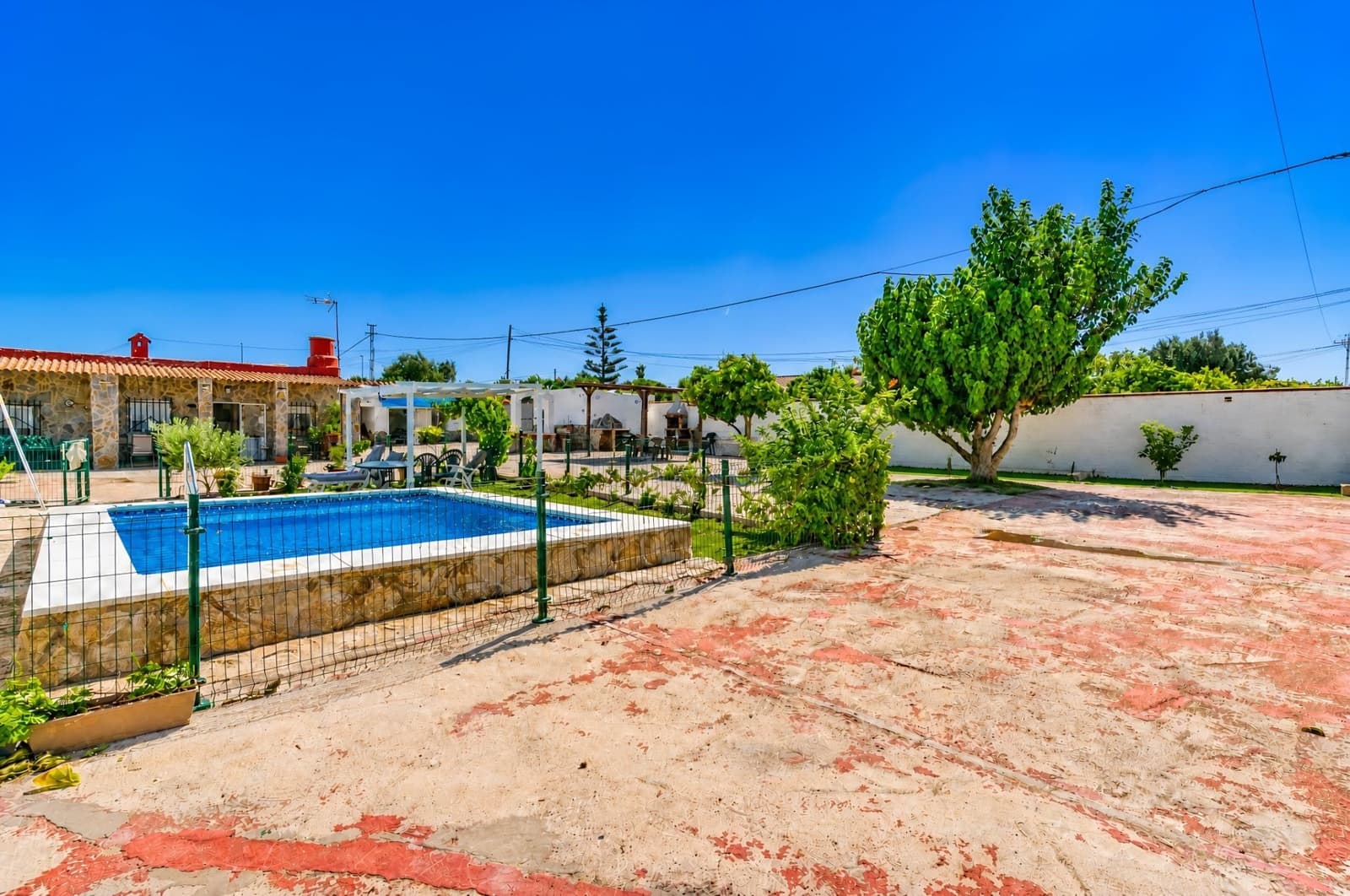 3 slaapkamer Villa te koop in Chiclana de la Frontera met zwembad - € 249.990 (Ref: 10045243)