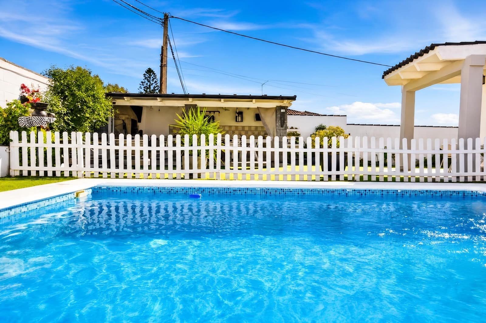 3 chambre Villa/Maison à vendre à Chiclana de la Frontera avec piscine - 329 990 € (Ref: 10047538)