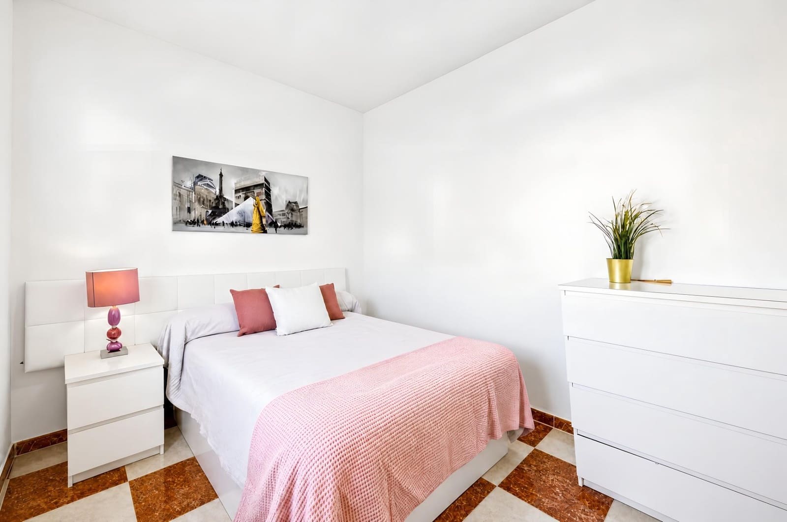 4 chambre Villa/Maison à vendre à Chiclana de la Frontera - 330 000 € (Ref: 10055537)