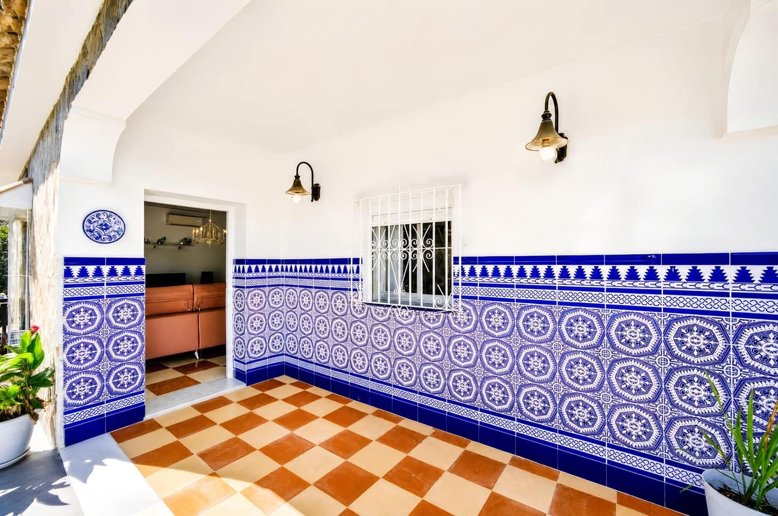 4 chambre Villa/Maison à vendre à Chiclana de la Frontera - 330 000 € (Ref: 10055537)