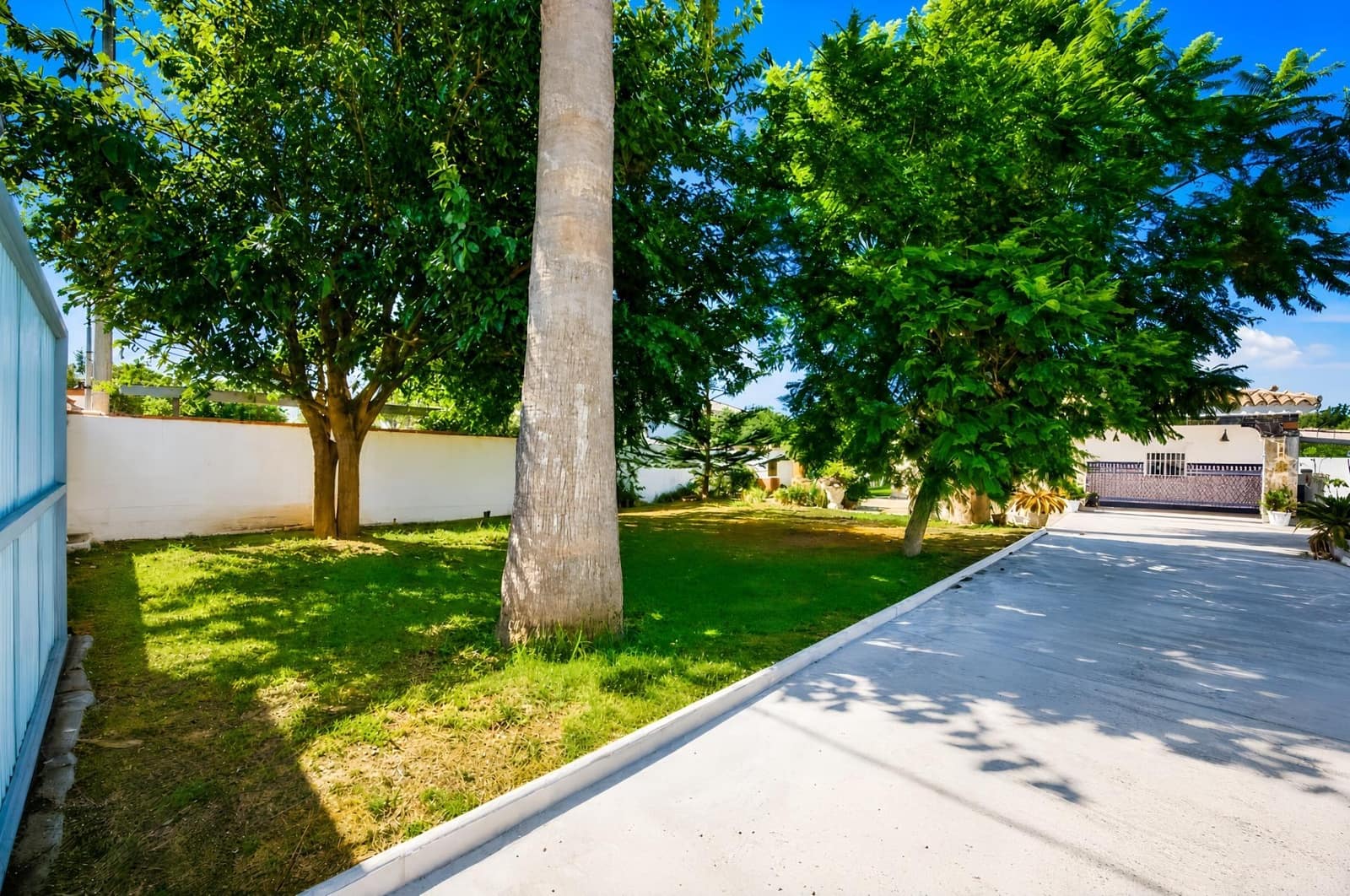 4 chambre Villa/Maison à vendre à Chiclana de la Frontera - 330 000 € (Ref: 10055537)