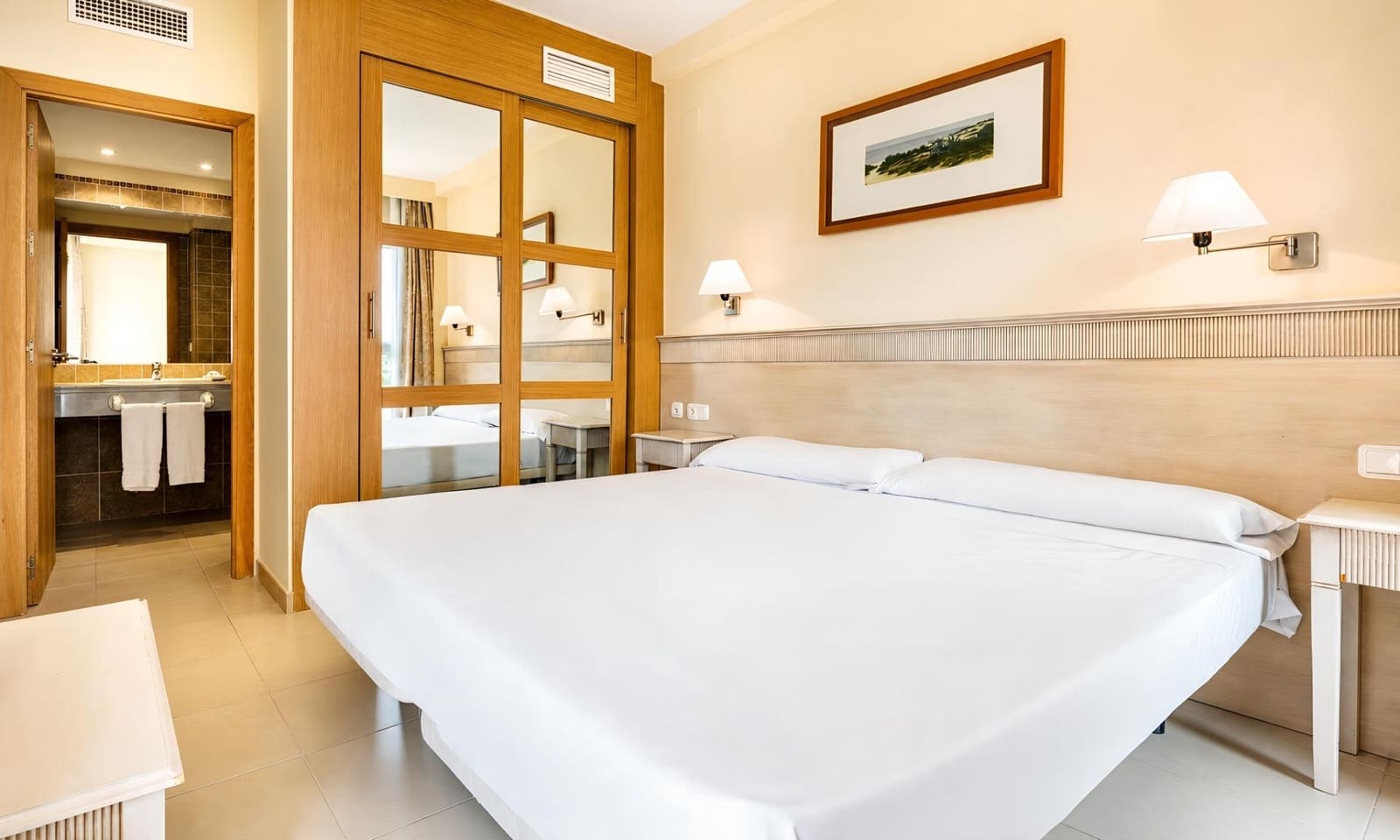 1 soverom Leilighet til salgs i Novo Sancti Petri med svømmebasseng - € 114 990 (Ref: 10055538)