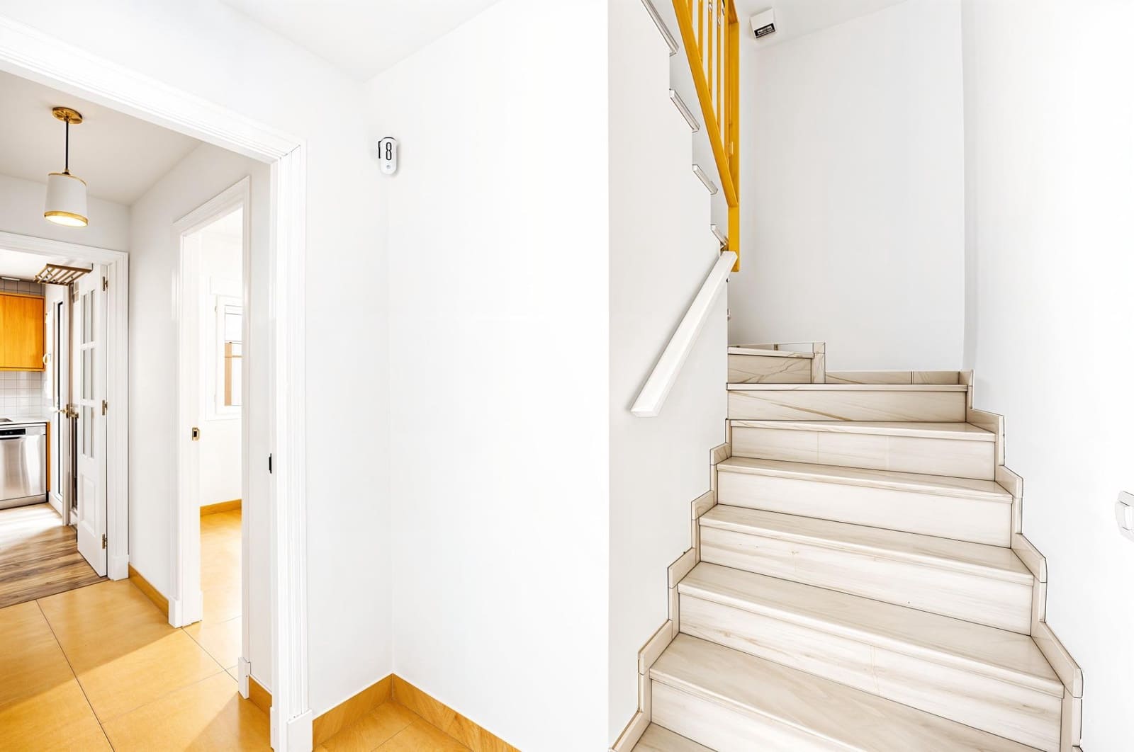 3 makuuhuone Rivitalo myytävänä paikassa Chiclana de la Frontera mukana 
autotalli - 329 990 € (Ref: 10067878)